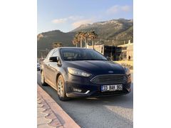 Sahibinden Ford Focus 1.5 TDCi Titanium 2016 Model  220.000 km Lacivert