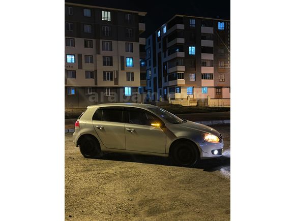 Sahibinden Volkswagen Golf 1.6 TDi Trendline 2012 Model  250.000 km Gri