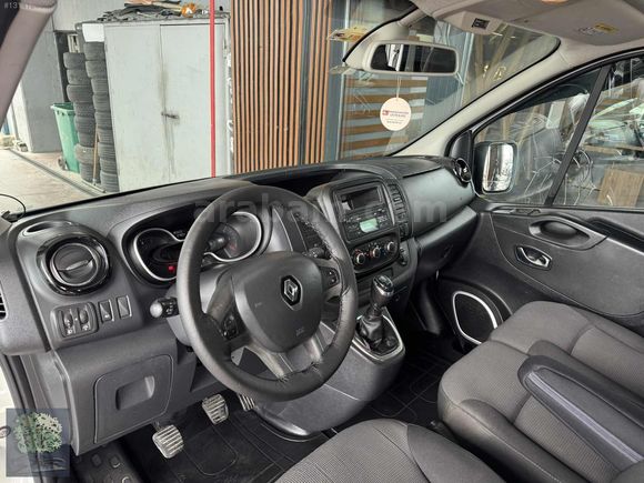 ÇINAR'DAN 2020 MODEL RENAULT TRAFİK UZUN YOL PAKET 5+1 CİTİVAN
