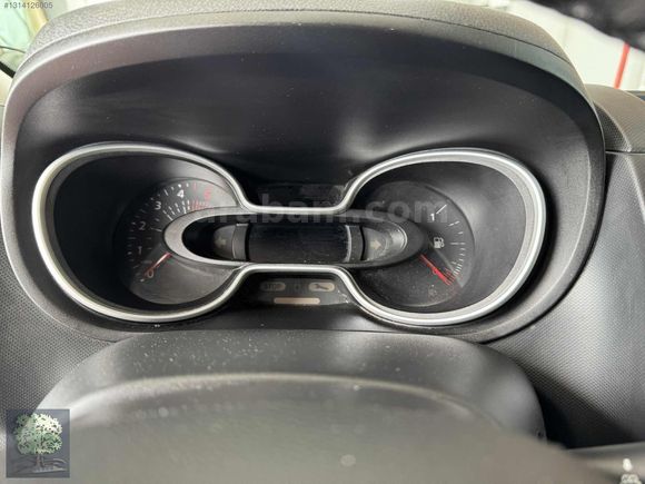 ÇINAR'DAN 2020 MODEL RENAULT TRAFİK UZUN YOL PAKET 5+1 CİTİVAN