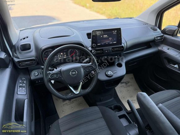 BEYEFENDİ AUTO 2021 OPEL COMBO 1.5 D ULTIMATE