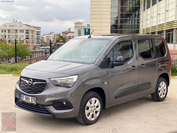 CAM TAVAN/ OTOMATİK /DEĞİŞENSİZ/ 2021 COMBO 1.5 DİZEL /73 BİN KM