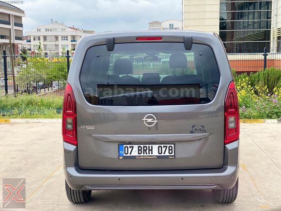 CAM TAVAN/ OTOMATİK /DEĞİŞENSİZ/ 2021 COMBO 1.5 DİZEL /73 BİN KM