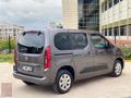 CAM TAVAN/ OTOMATİK /DEĞİŞENSİZ/ 2021 COMBO 1.5 DİZEL /73 BİN KM
