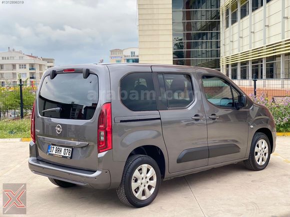 CAM TAVAN/ OTOMATİK /DEĞİŞENSİZ/ 2021 COMBO 1.5 DİZEL /73 BİN KM