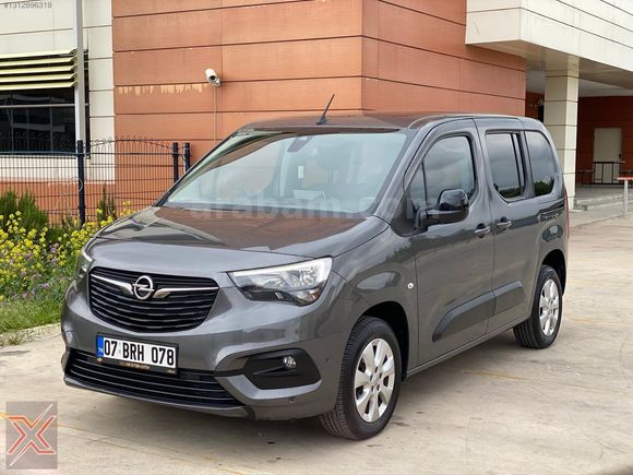 CAM TAVAN/ OTOMATİK /DEĞİŞENSİZ/ 2021 COMBO 1.5 DİZEL /73 BİN KM