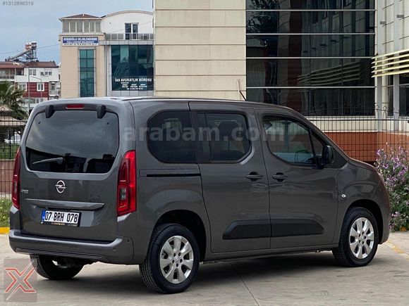 CAM TAVAN/ OTOMATİK /DEĞİŞENSİZ/ 2021 COMBO 1.5 DİZEL /73 BİN KM