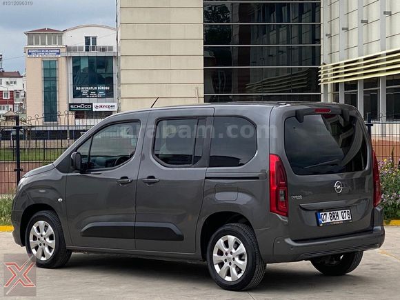CAM TAVAN/ OTOMATİK /DEĞİŞENSİZ/ 2021 COMBO 1.5 DİZEL /73 BİN KM