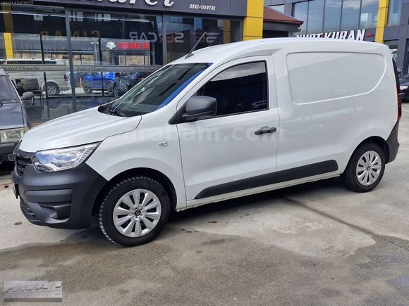 2025 RENEULT EXPRESS VAN 1.5 DCI 14BIN KM HATASIZ BOYASIZ