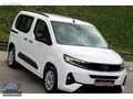 2025 HATASIZ BOYASIZ 9.000 KMde COMBO OTOMATİK 130 PS NAVİGASYON