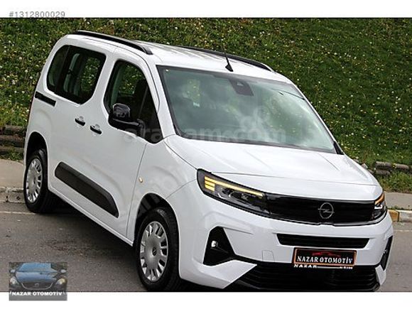 2025 HATASIZ BOYASIZ 9.000 KMde COMBO OTOMATİK 130 PS NAVİGASYON