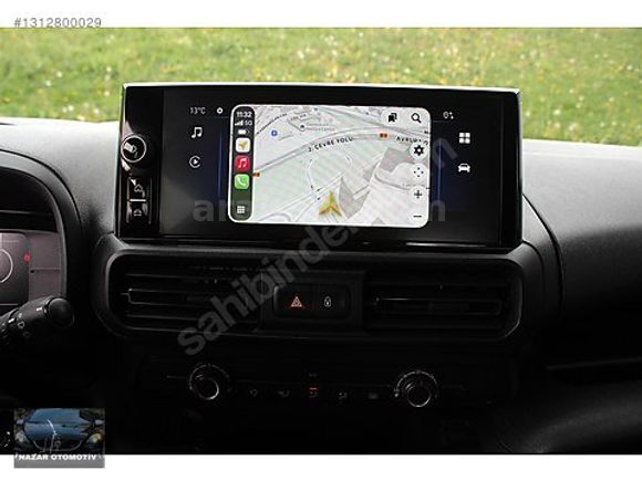 2025 HATASIZ BOYASIZ 9.000 KMde COMBO OTOMATİK 130 PS NAVİGASYON