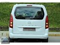2025 HATASIZ BOYASIZ 9.000 KMde COMBO OTOMATİK 130 PS NAVİGASYON