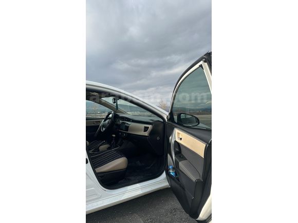 Sahibinden Toyota Corolla 1.4 D-4D Advance 2013 Model