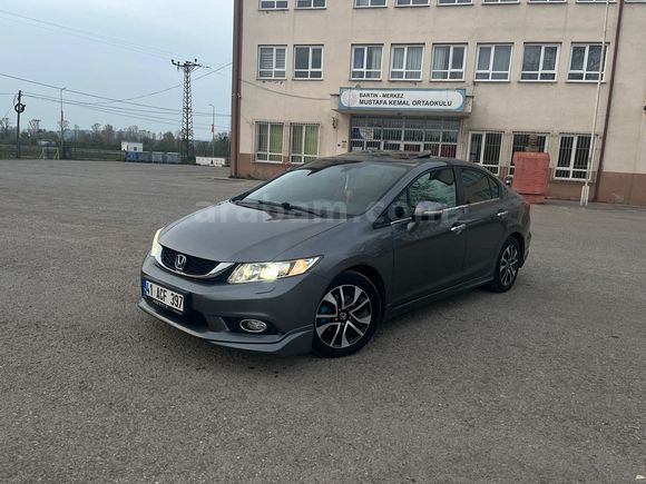 Sahibinden Honda Civic 1.6i VTEC Eco Elegance 2012 Model