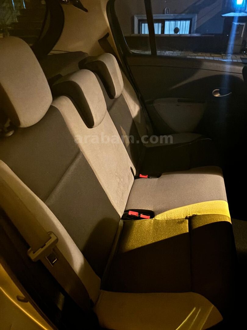 Sahibinden Renault Clio 1.5 dCi Extreme 2011 Model İstanbul 304.500 km Gri (Gümüş) 6