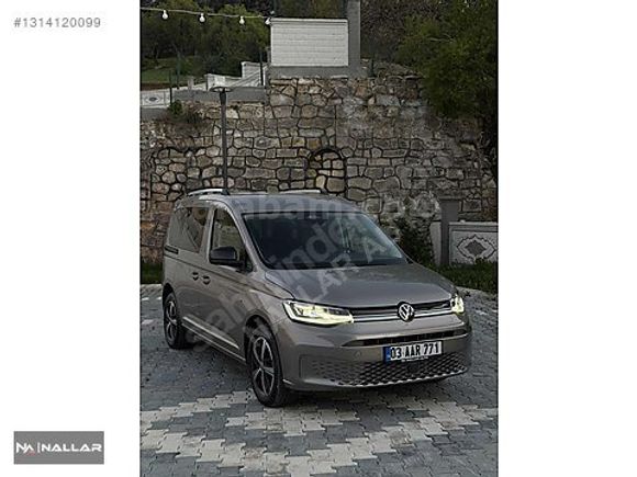 'NALLAR AUTO' HATASIZ BOYASIZ MOJAVA BEJİ SIFIR KOKUSU ÜZERİNDE.