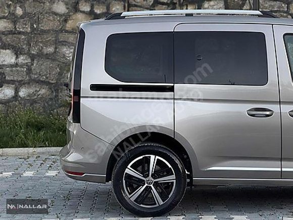 'NALLAR AUTO' HATASIZ BOYASIZ MOJAVA BEJİ SIFIR KOKUSU ÜZERİNDE.