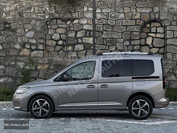 'NALLAR AUTO' HATASIZ BOYASIZ MOJAVA BEJİ SIFIR KOKUSU ÜZERİNDE.
