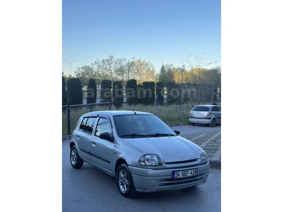 Sahibinden Renault Clio 1.4 RTA 2000 Model 