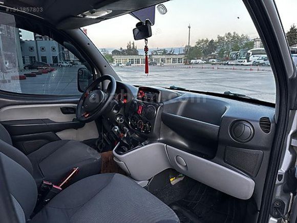 ŞENTÜRKLERDEN FIAT DOBLO KLİMALI HASAR KAYITSIZ YENİ MUAYENELİ