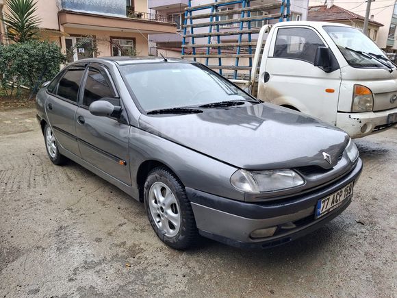 Sahibinden Renault Laguna 2.0 RXE 1998 Model 