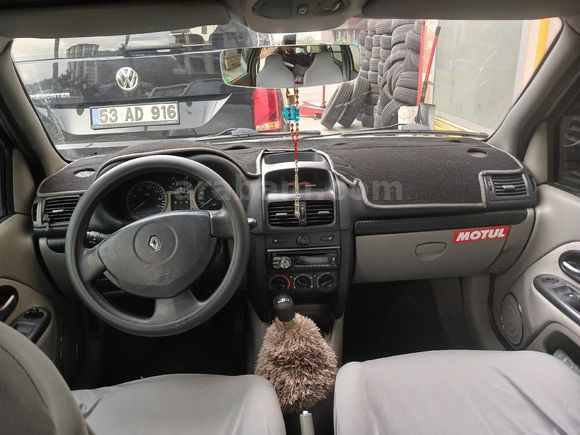 Sahibinden Renault Clio 1.4 Privilege 2002 Model