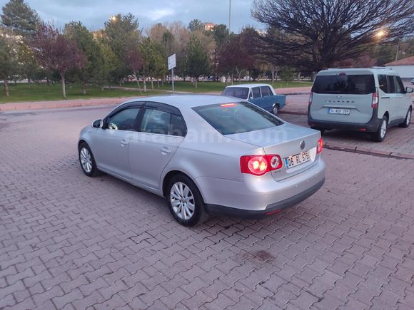 Sahibinden Volkswagen Jetta 1.6 Midline 2007 Model