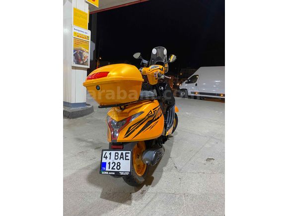 Sahibinden Yuki Gelato 125 2024 Model Kocaeli 13.888 km Sarı