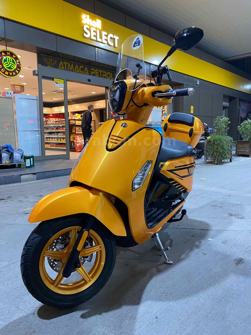 Sahibinden Yuki Gelato 125 2024 Model Kocaeli 13.888 km Sarı