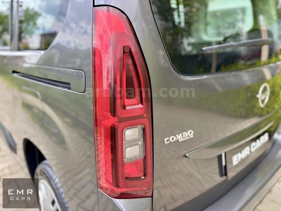 EMR CARS 2021 OPEL COMBO 1.5 EDİTİON AT8 130HP 129.000KM BOYASIZ