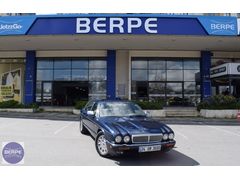 BERPE'DEN 1996 KUSURSUZ TEMİZLİKTE KLASİK JAGUAR KOLEKSİYONLUK