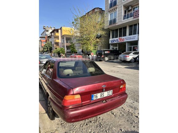 Sahibinden Ford Escort 1.8 CLX 1998 Model 