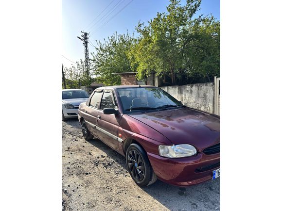 Sahibinden Ford Escort 1.8 CLX 1998 Model 