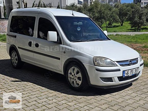 TEMİZ TÜM BAKIMLARI YAPILMIŞ HASAR KAYDI YOK 1.7 COMBO