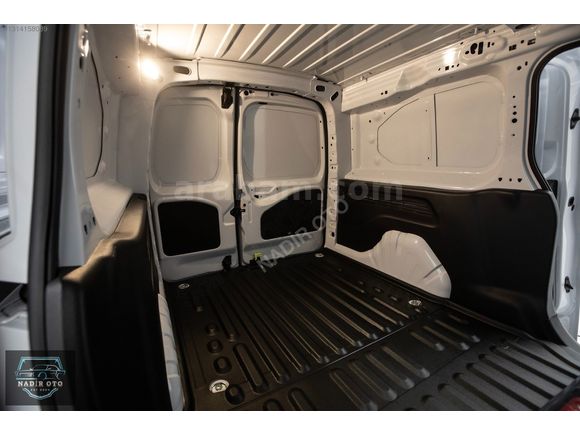 2025 SIFIR PEUGEOT PARTNER VAN 130hp %20 faturalı K.K Taksit