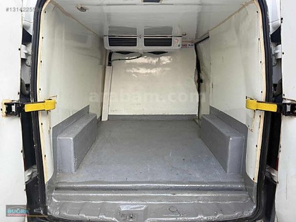 GALERİDEN SATLIK FORD TIRANSİT CUSTOM ARAÇ SOTUCULU KILİMALI....