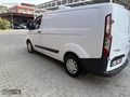 GALERİDEN SATLIK FORD TIRANSİT CUSTOM ARAÇ SOTUCULU KILİMALI....