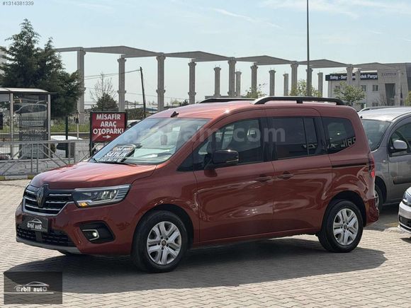ERBİL AUTO'DAN 20.000 KM'DE 2024 RENAULT KANGO TAMAMINA KREDİ