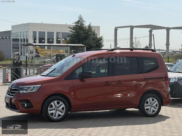 ERBİL AUTO'DAN 20.000 KM'DE 2024 RENAULT KANGO TAMAMINA KREDİ