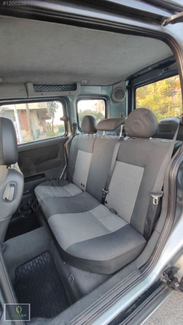 Galeriden Opel Combo 1.3 CDTI City Plus 2010 Model İstanbul 358.000 km Gri 5