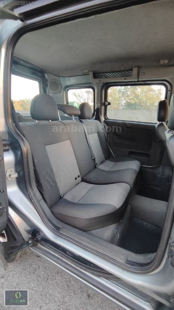 Galeriden Opel Combo 1.3 CDTI City Plus 2010 Model İstanbul 358.000 km Gri 3