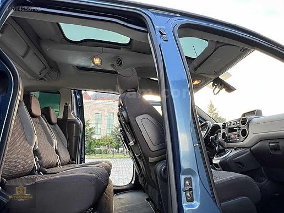 BÜYÜKDERELİ DEN PARTNER ZENİTH ÇOK BAKIMLI DÜŞÜK KM
