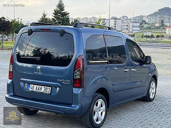 BÜYÜKDERELİ DEN PARTNER ZENİTH ÇOK BAKIMLI DÜŞÜK KM