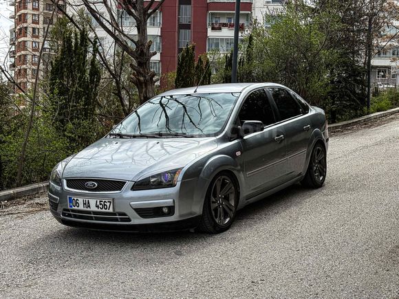 Sahibinden Ford Focus 1.6 TDCi Ghia 2005 Model 