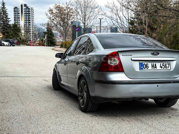 Sahibinden Ford Focus 1.6 TDCi Ghia 2005 Model 