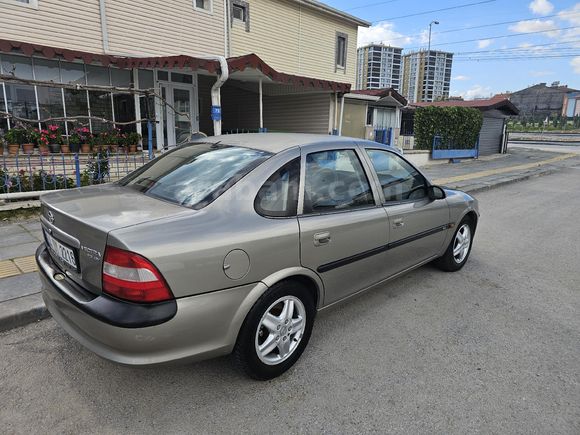 Sahibinden Opel Vectra 2.0 CD 1998 Model