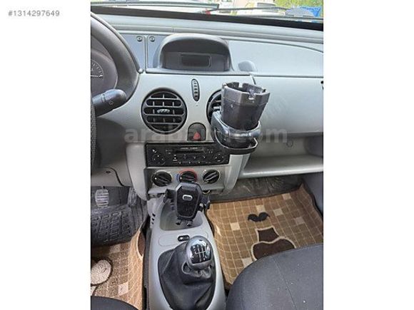 2002 MODEL KANGOO TAKAS OLUR