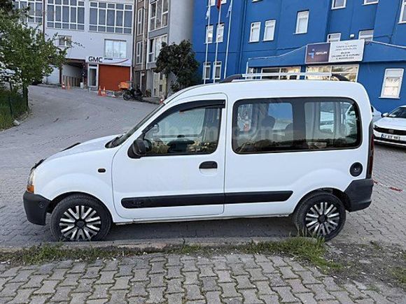 2002 MODEL KANGOO TAKAS OLUR