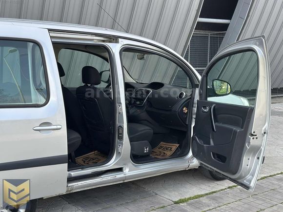 KREDİ KARTINA 12 TAKSİT 2016 KANGOO MULTİX 1.5 DCİ TOUCH